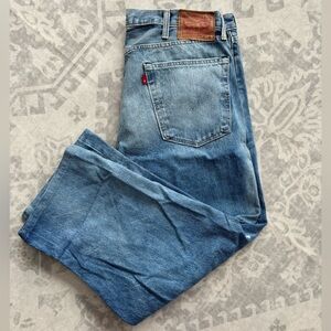 Levi's Straight Leg Blue Jeans
